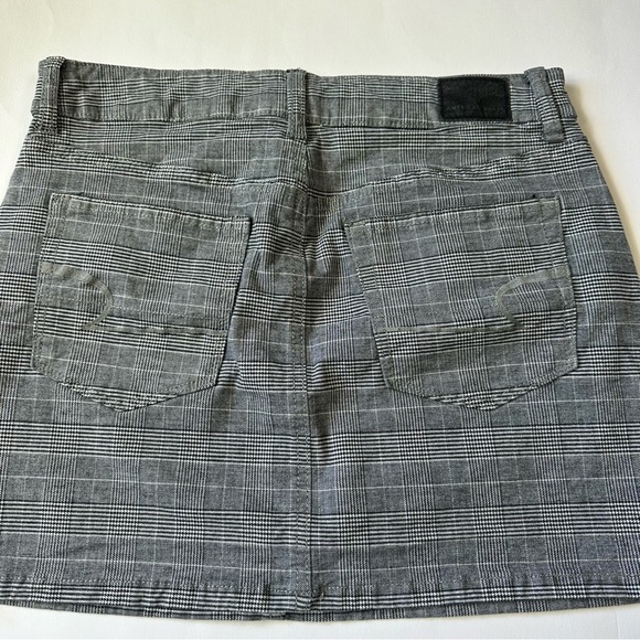 American Eagle High Rise Mini Skirt - Picture 2 of 3